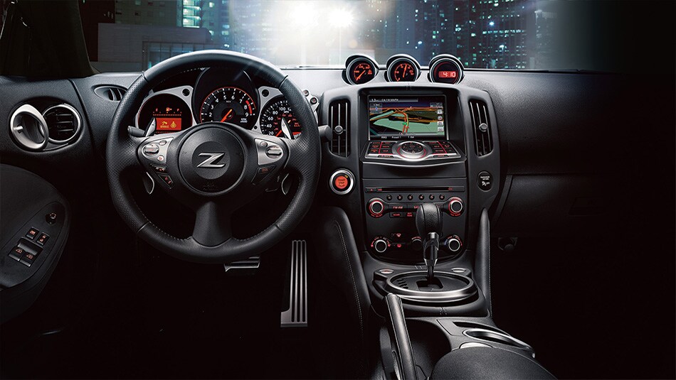 2019 Nissan 370Z Roadster - Interior Front