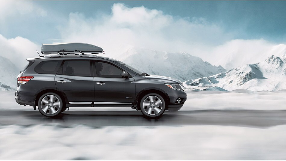 2015 Nissan Pathfinder Hybrid Exterior Side View 2015 Nissan Pathfinder Hybrid Exterior Side View