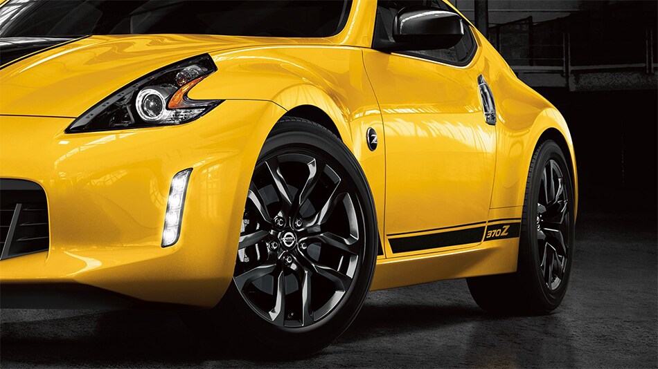 2019 Nissan 370Z Coupe - Exterior Front