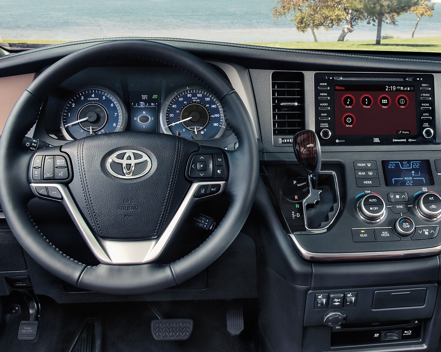2019 Toyota Sienna - Interior Dashboard