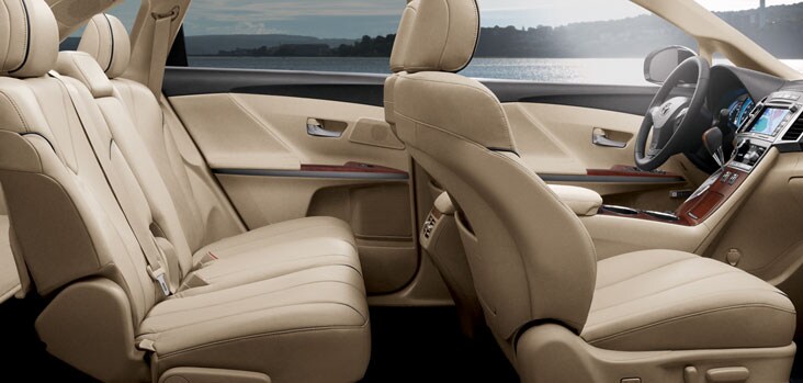 2014 Toyota Venza Interior Seating.jpg 2014 Toyota Venza Interior Seating