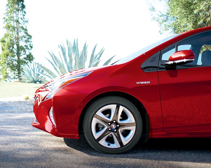 2018 Toyota Prius - Exterior Front Side