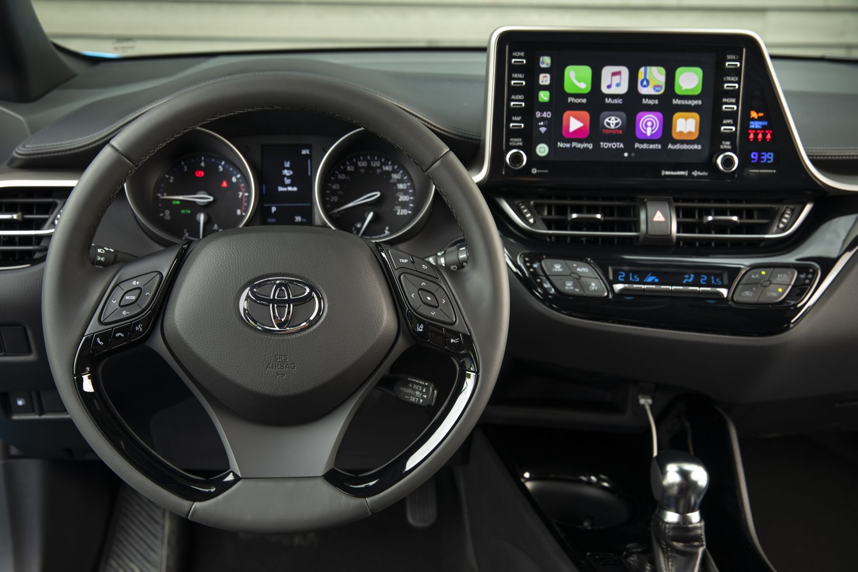 2019 Toyota C-HR - Interior