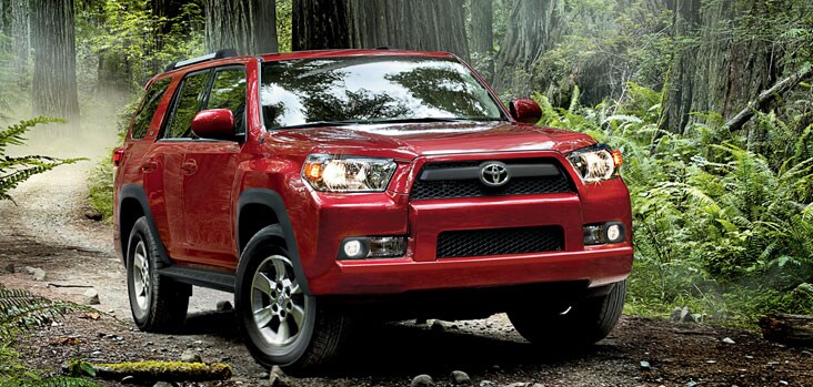 2013 Toyota 4Runner Limited Exterior Front End.jpg