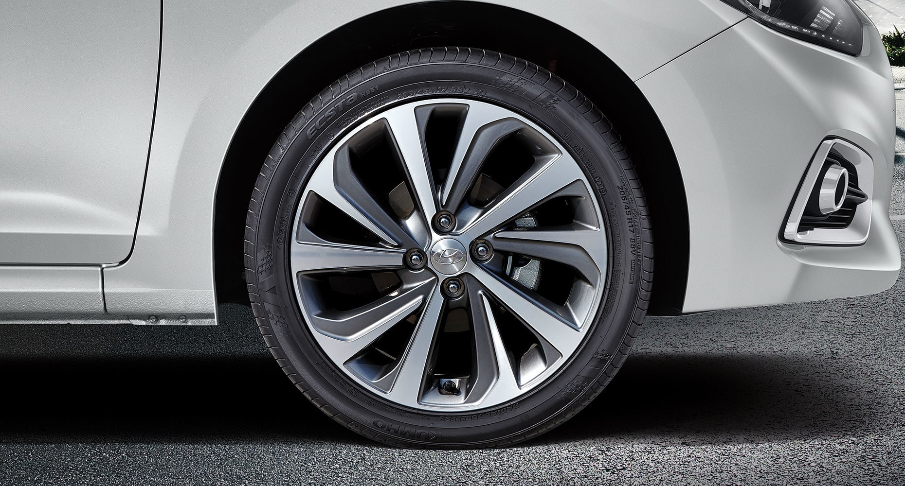 2019 Hyundai Accent 1.jpg