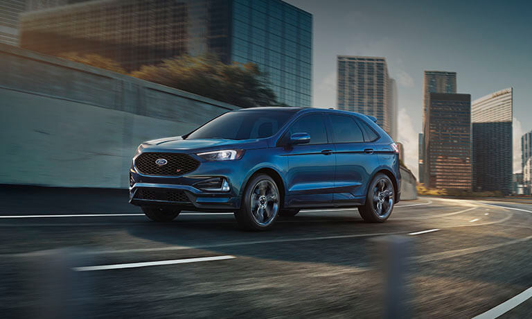 2023 Ford Edge turning on a city road