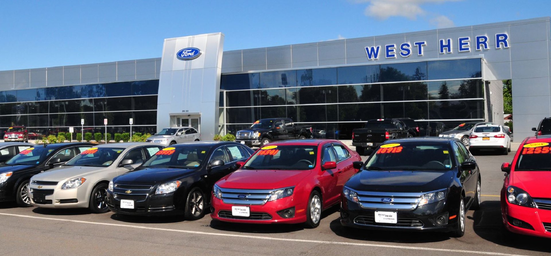 west_herr_ford_amherst.jpg West Herr Ford Lincoln of Amherst, dealership exterior