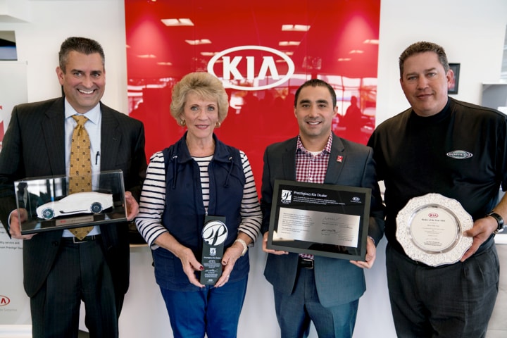 West Hills Kia : Winner of the 2016 Dealer of the Year Award & Platinum Prestige Award