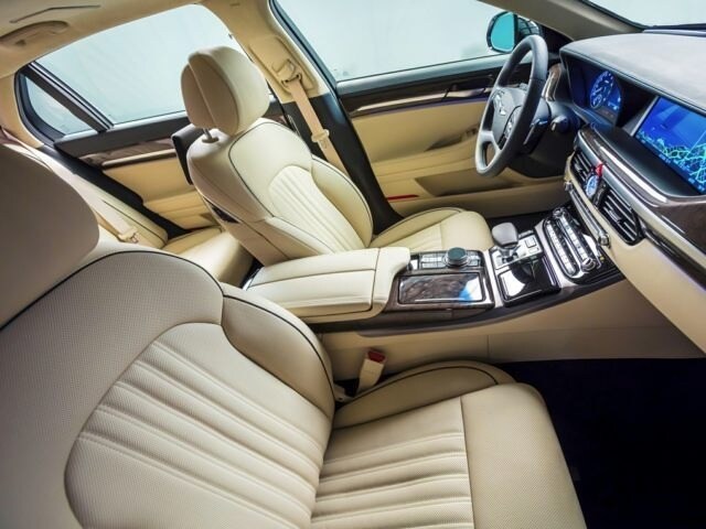2019 Genesis G90 Sedan 3.3T Premium interior front seats.jpg