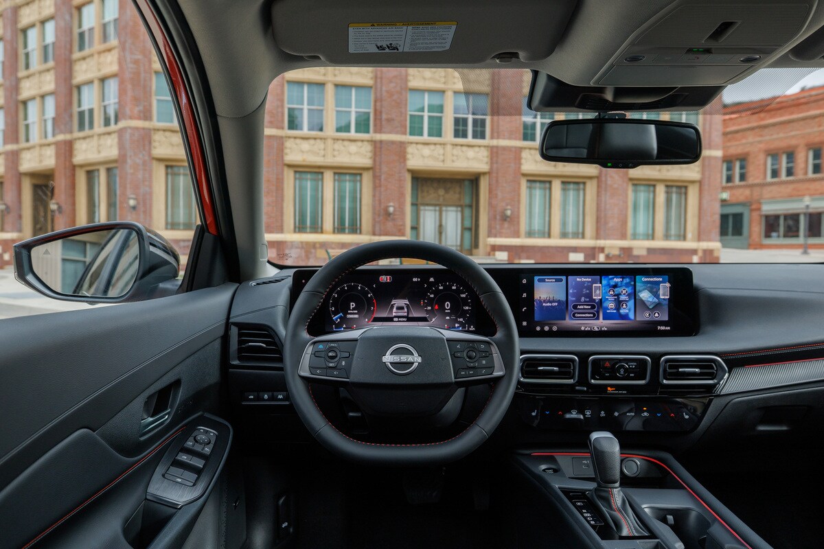 Sentra cockpit