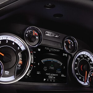 2019-Ram-1500-dash-display.jpg
