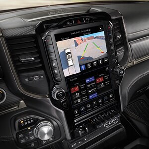 2019-Ram-1500-display.jpg