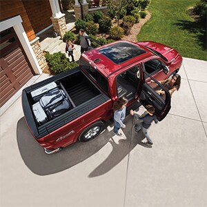 2019-Ram-1500-driveway.jpg
