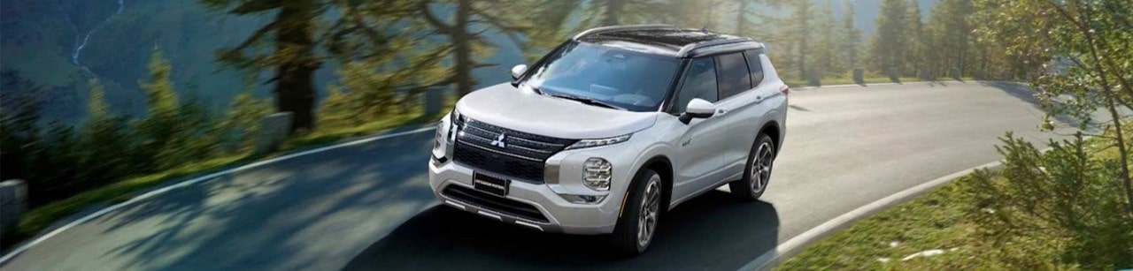 2023 Outlander PHEV-min.jpg