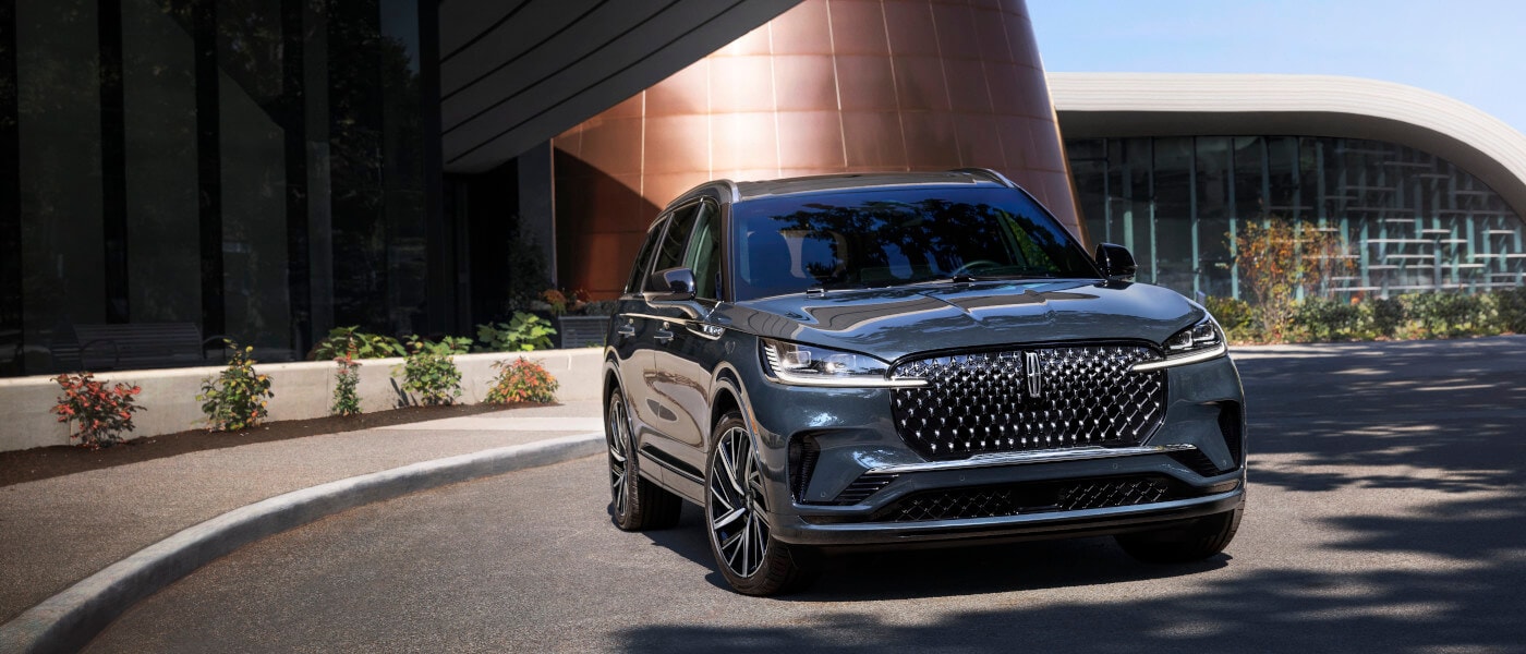 2025 Lincoln Aviator parked outside convention center