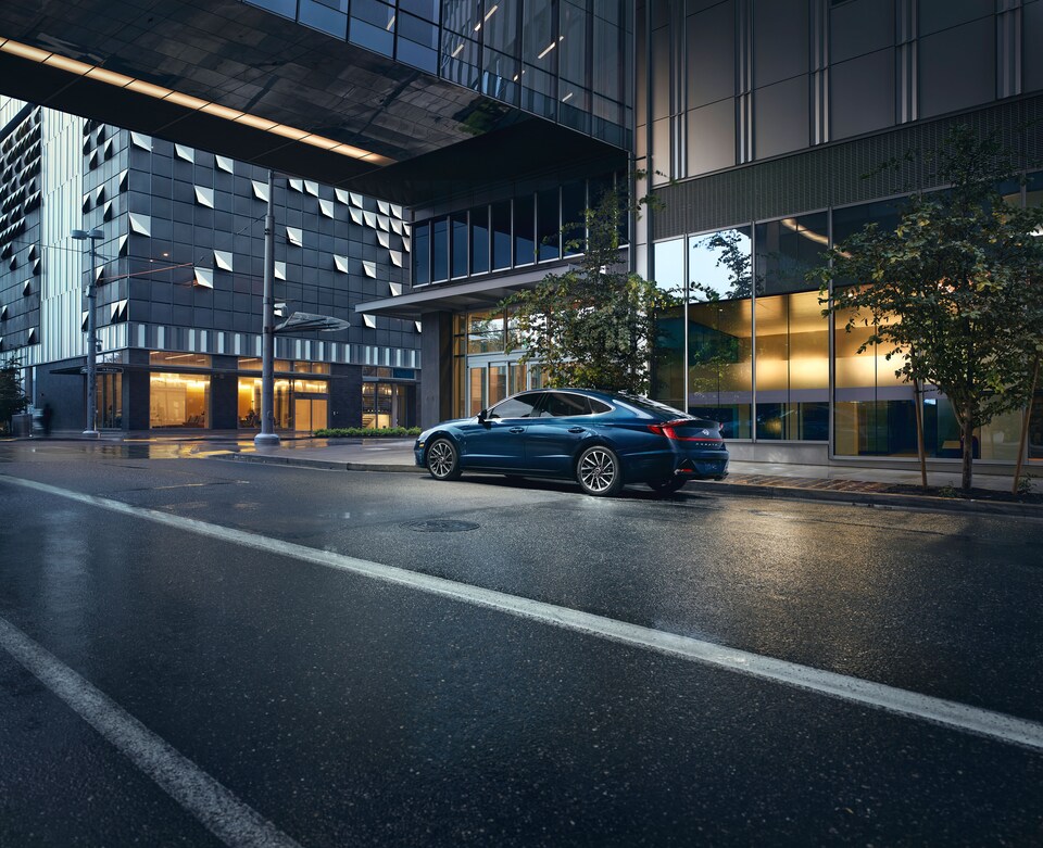 2020-Hyundai-Sonata-Limited-Sedan-L04.png