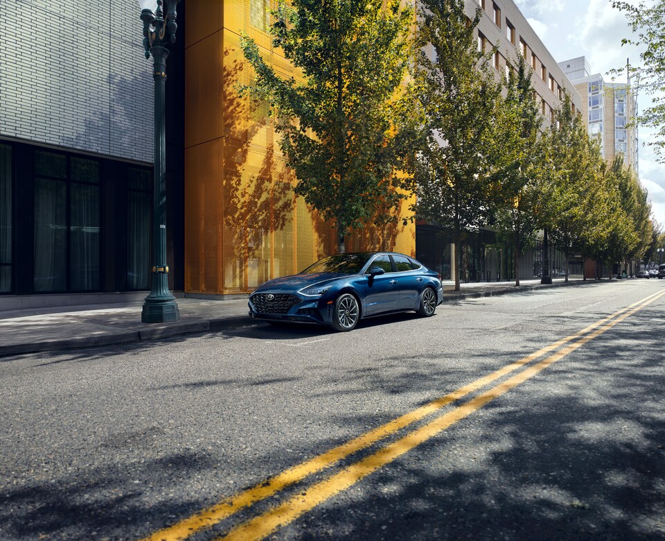 2020-Hyundai-Sonata-Limited-Sedan-L06.png