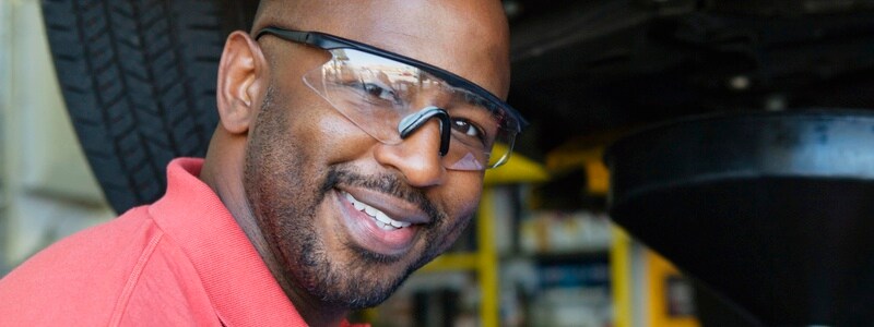 Auto Mechanic_21970361.jpg