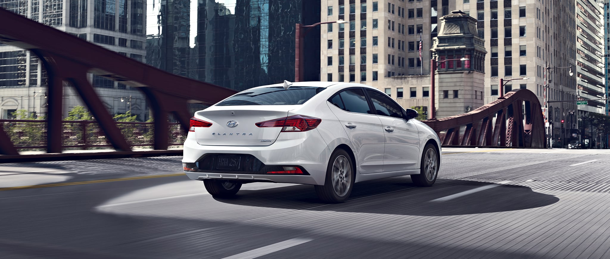 2020-elantra-gallery-ext-08.jpg