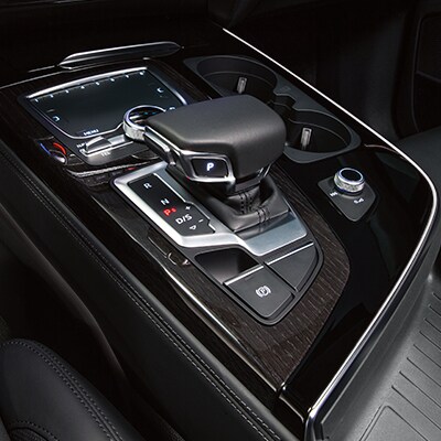 Audi Q7 shift knob