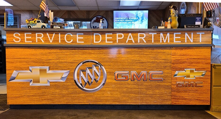 NEWServiceDesk.jpg