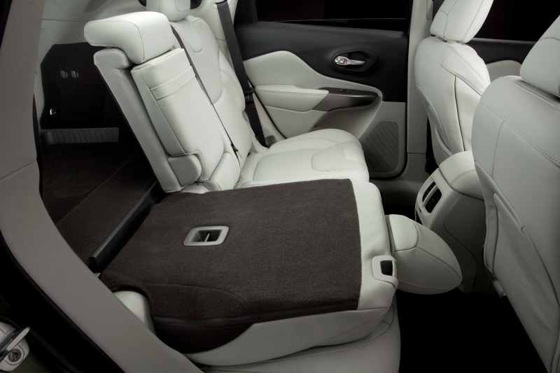 cherokee_interior.png