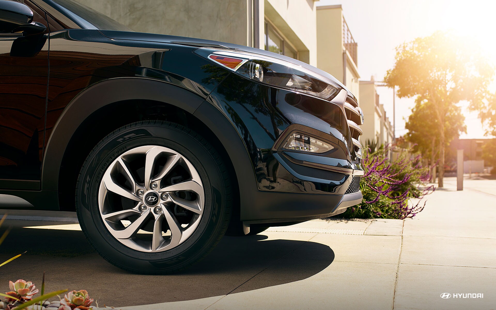 2018-hyundai-tucson-ext-16-17-inch-alloy-wheels.jpg