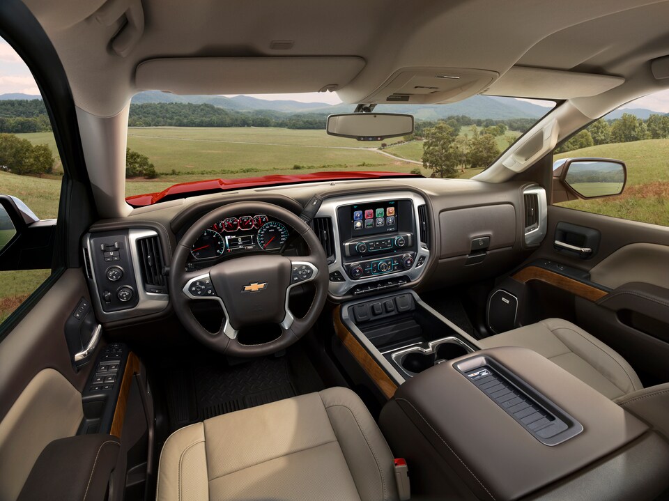 2018 Chevy Sillverado 1500 - Interior (1).jpeg
