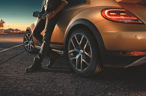 2018VWBeetleExterior.jpg