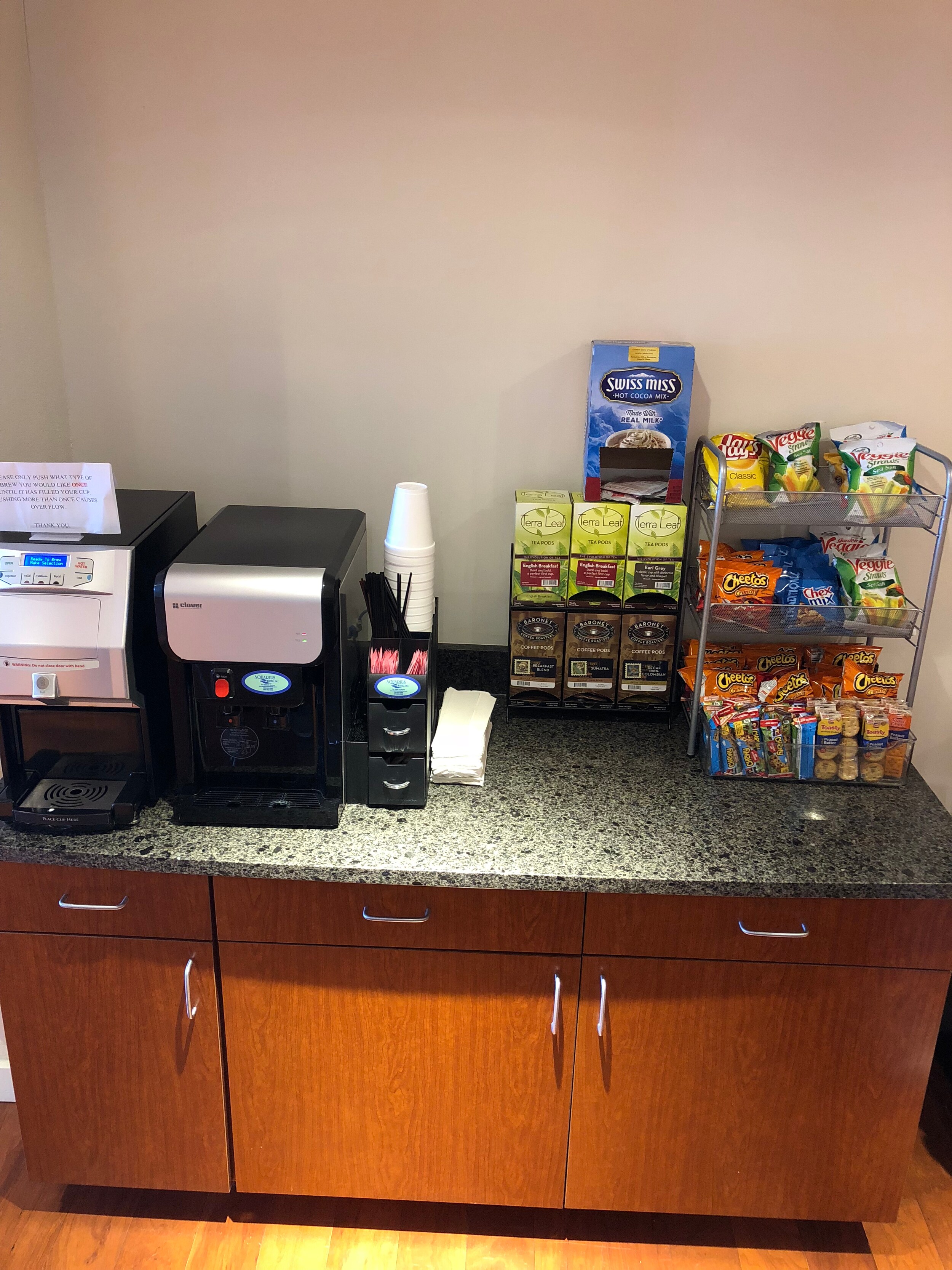 Refreshment Station
Subaru Lounge.jpg