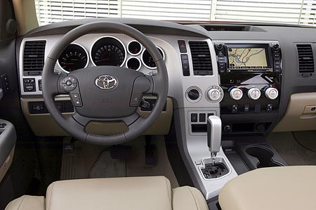 2011 Tundra dash.jpg