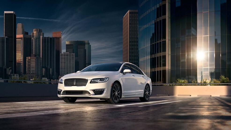 2017 Lincoln MKZ.jpg