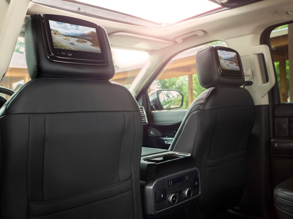 2019 Ford Expedition tv's