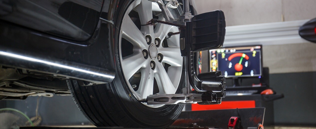 Front-End Alignment vs 4-Wheel Alignment Front-End Alignment vs 4-Wheel Alignment