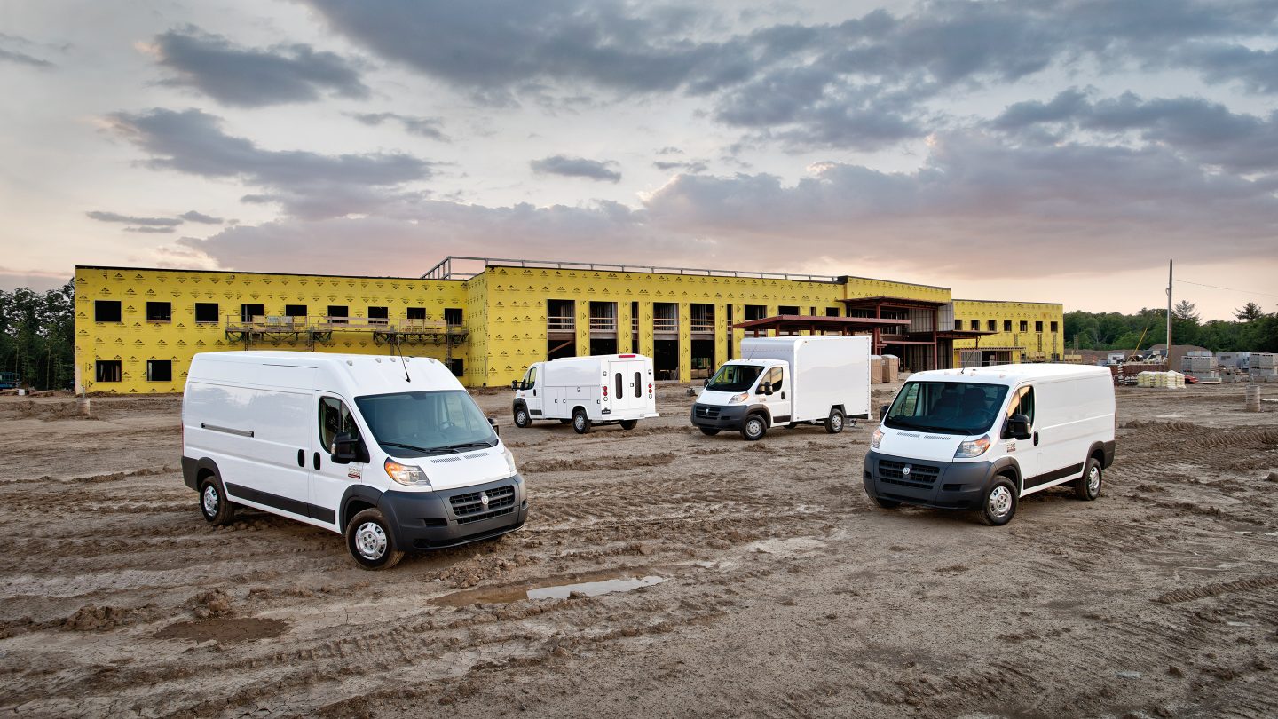 2018_Ram_Promaster_FamilyShotAtJobsite.jpg.image.1440.jpg