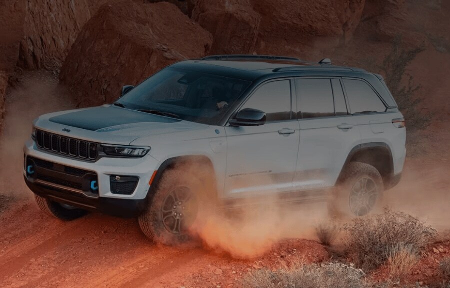 2024 Jeep Grand Cherokee.png