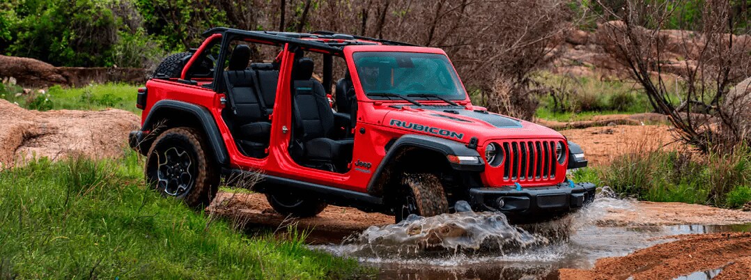 2022 Jeep Wrangler vs. 2022 Ford Bronco in Vidalia, GA