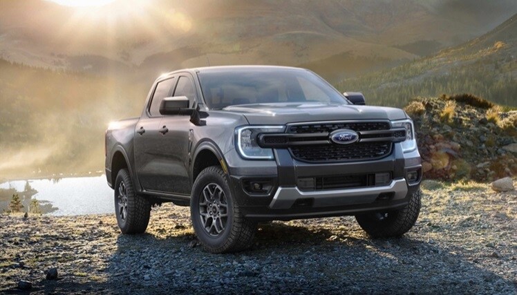2024-Ford-Ranger-Sport-CrewCab-4x4-Truck-L02.jpeg