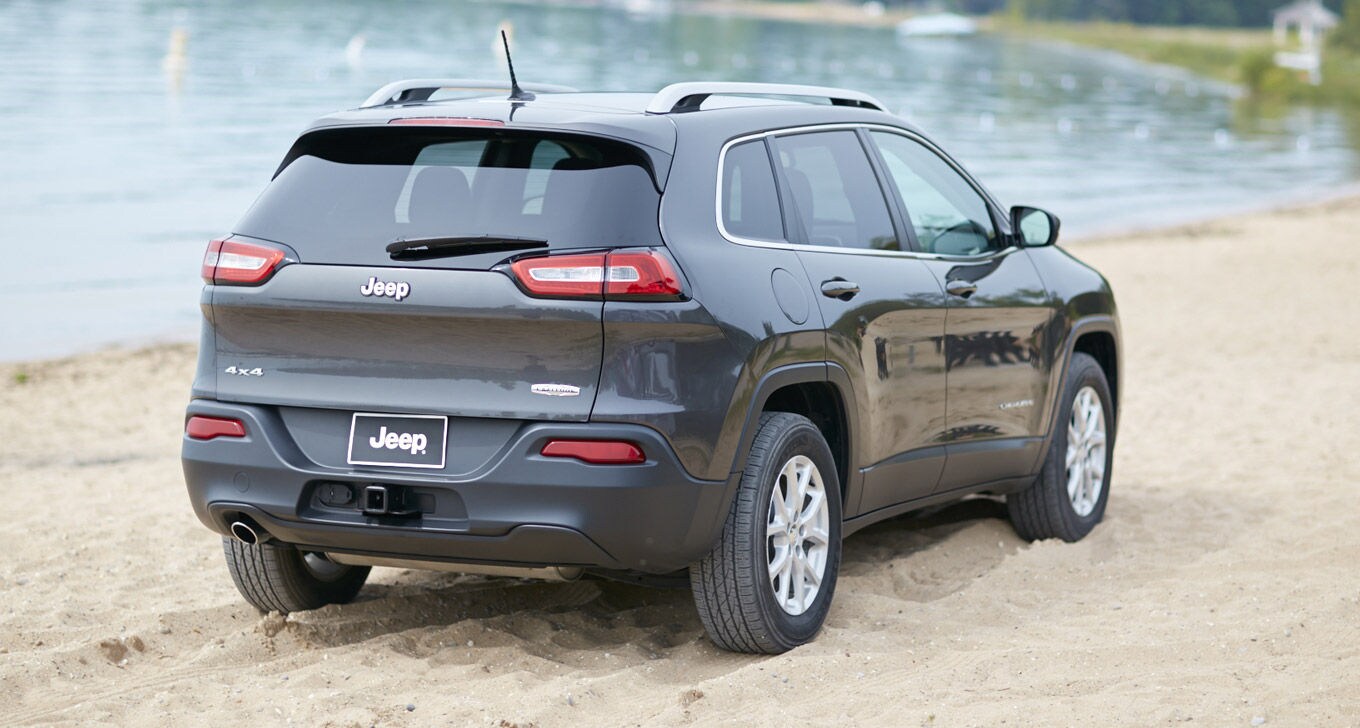 2016 Jeep Cherokee Rear