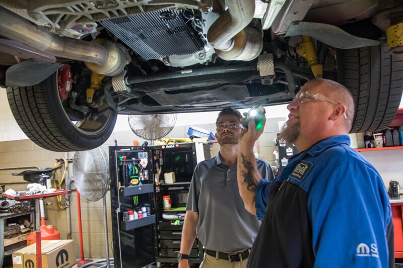 Mechanic Technician Jobs at Zeigler Chrysler Dodge Jeep RAM Downers Grove_800.jpg