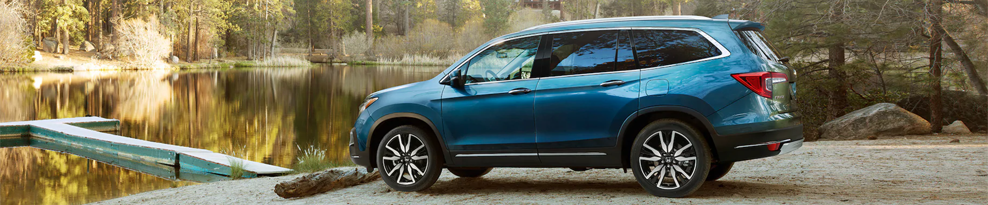 2021 Honda Pilot Hero.png