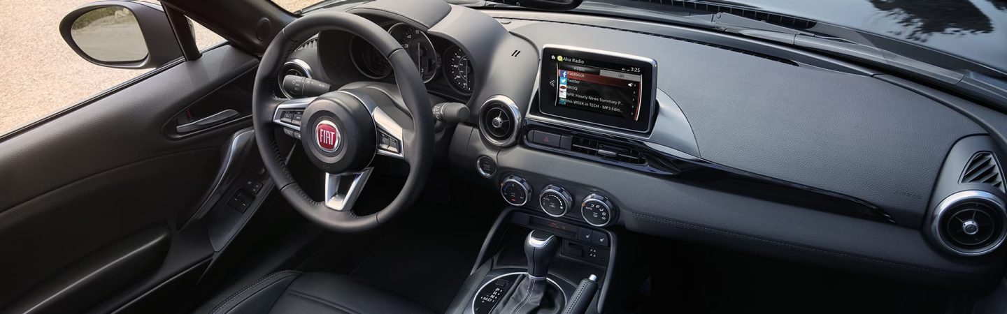 2018-fiat-124spider-vlp-interior-dash.jpg.image.1440.jpg
