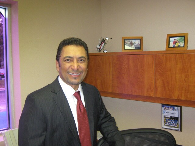 Eddie Santiago