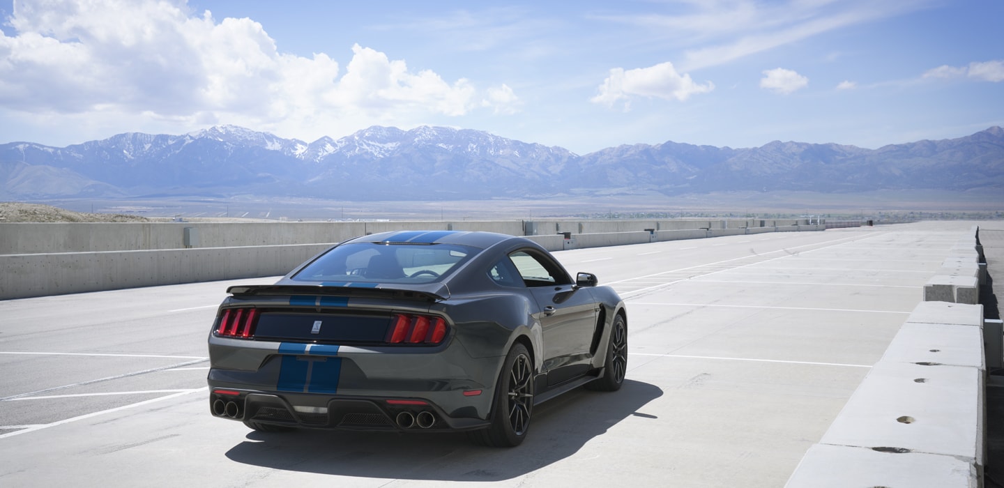 2017 Ford Mustang Exterior Design