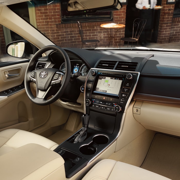New 2017 Toyota Camry near Cleveland, OH