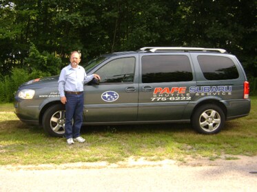Staff member Pape Subaru Shuttle Service from ID_9740a3eb764f
