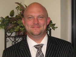 Staff member Name from ID_d0d349004edd