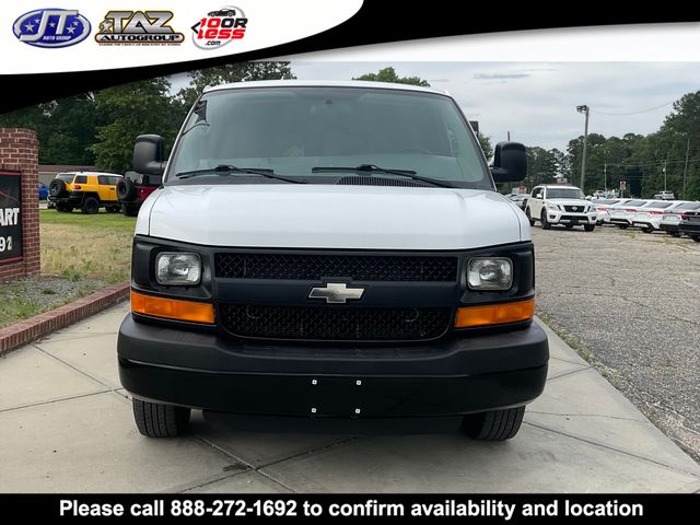 2015 Chevrolet Express 2500 LS photo 2