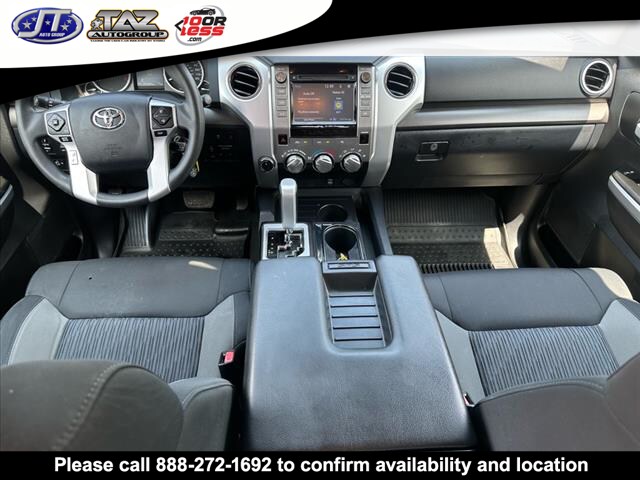 2017 Toyota Tundra SR5 photo 2