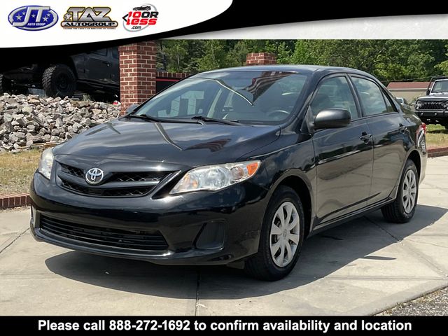 2011 Toyota Corolla LE photo 3